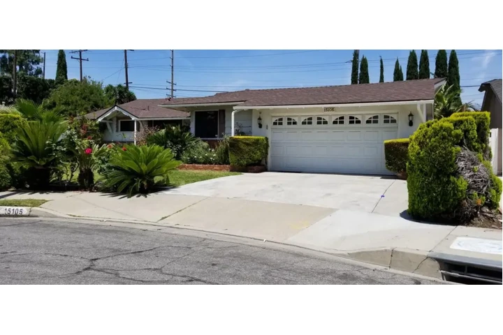 $3800 : Available for rent.. image 1