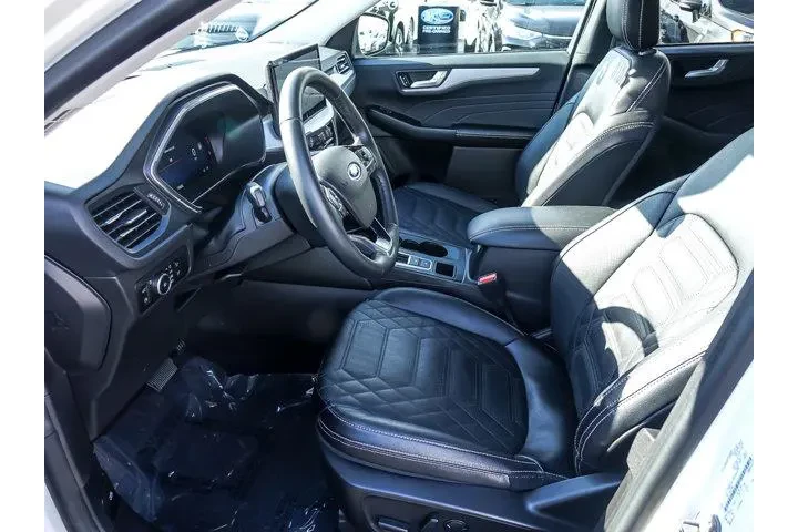 $28987 : Ford Escape Plug-In Hybrid 2 image 10