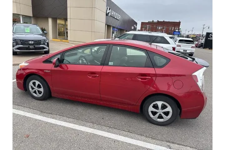 $10411 : Toyota Prius 2013 One 4dr Ha image 9