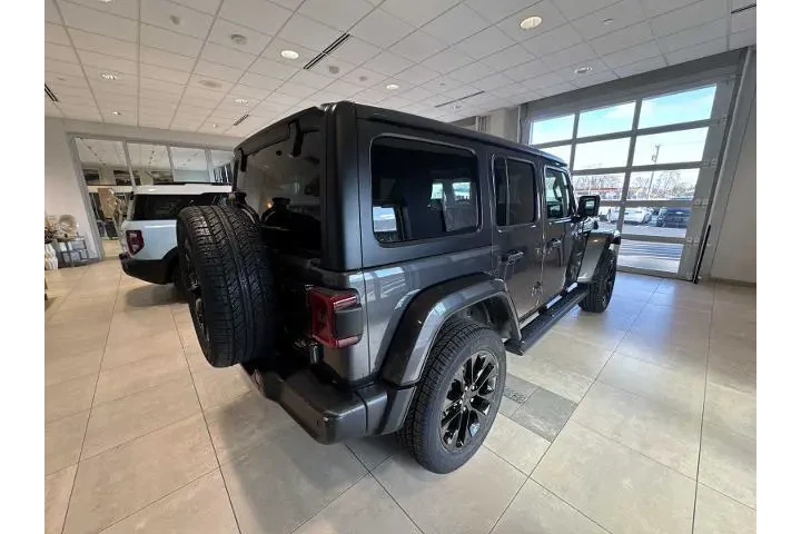 $28156 : Jeep Wrangler 2023 4x4 Sahar image 3