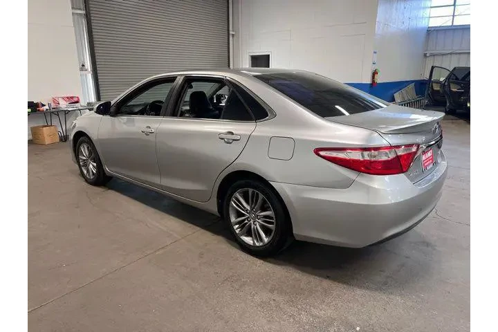 $16514 : Toyota Camry 2016 SE 4dr Sed image 5