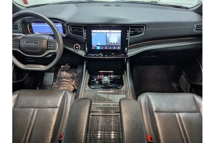 $39797 : Jeep Wagoneer 2022 4x4 Serie image 6