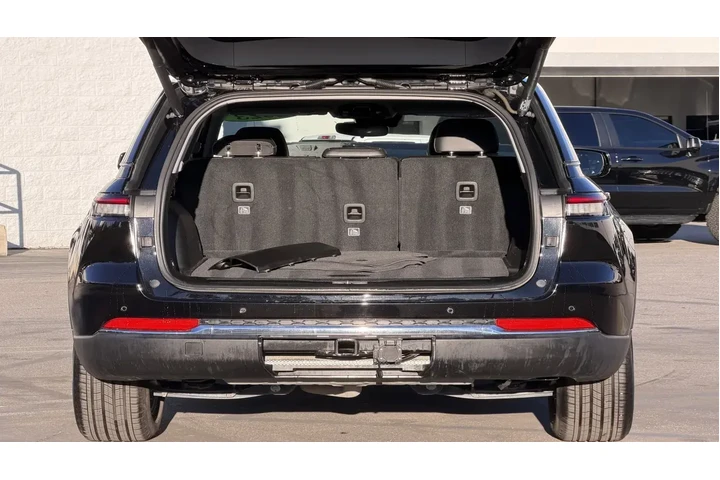 $33995 : Jeep Grand Cherokee 2023 4x4 image 9