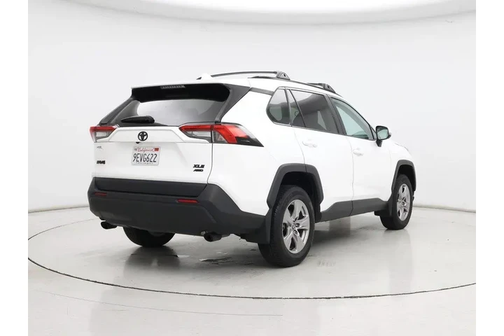 $30998 : Toyota RAV4 2022 AWD XLE 4dr image 8