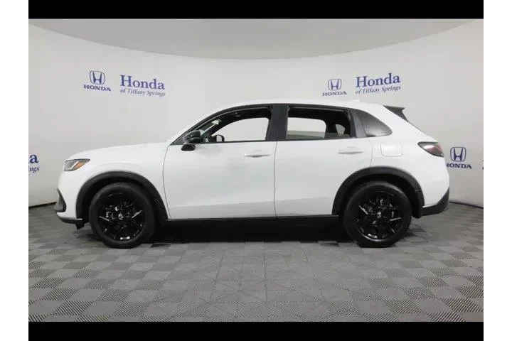 $30875 : Honda HR-V 2024 AWD Sport 4d image 4