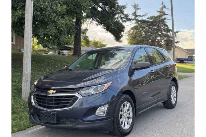 $7999 : 2018 Equinox LS image 1