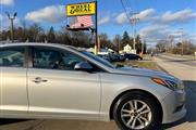 $5995 : 2015 Sonata SE thumbnail