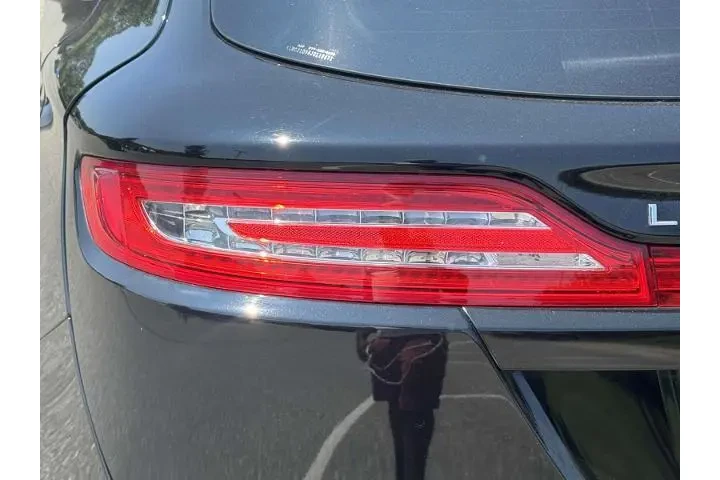 $14989 : Lincoln MKC 2018 AWD Premier image 8