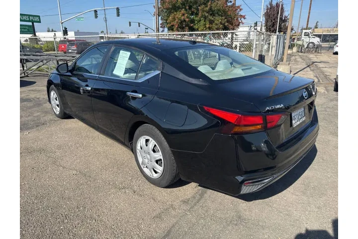 $10999 : 2020 Altima 2.5 S image 3