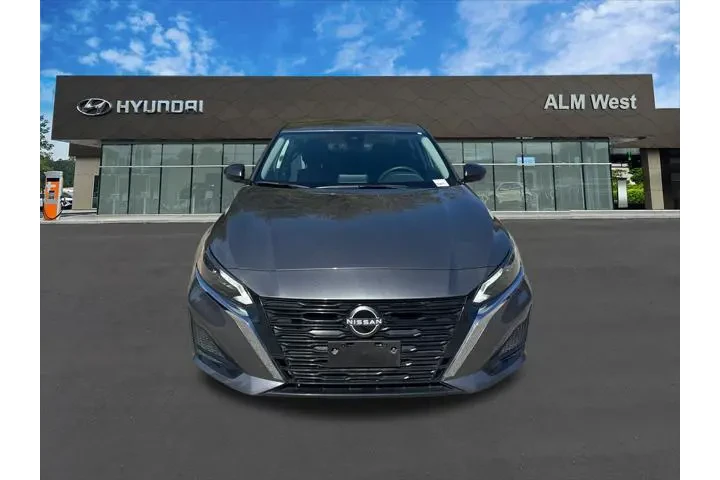 $17920 : Nissan Altima 2025 2.5 SV 4d image 2