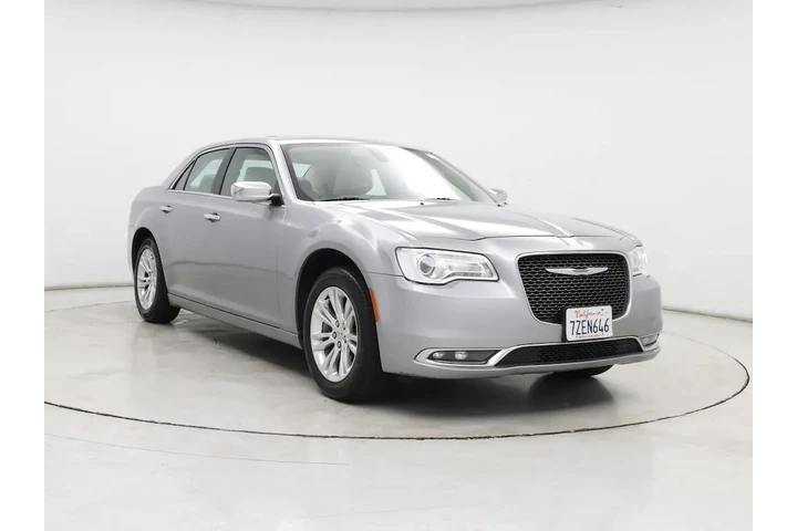 $15998 : Chrysler 300 2016 C 4dr Seda image 1