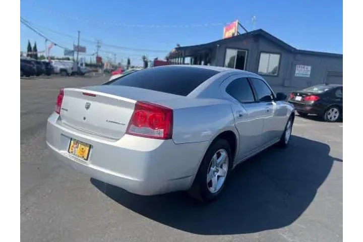 $7999 : 2009 Charger SE image 8