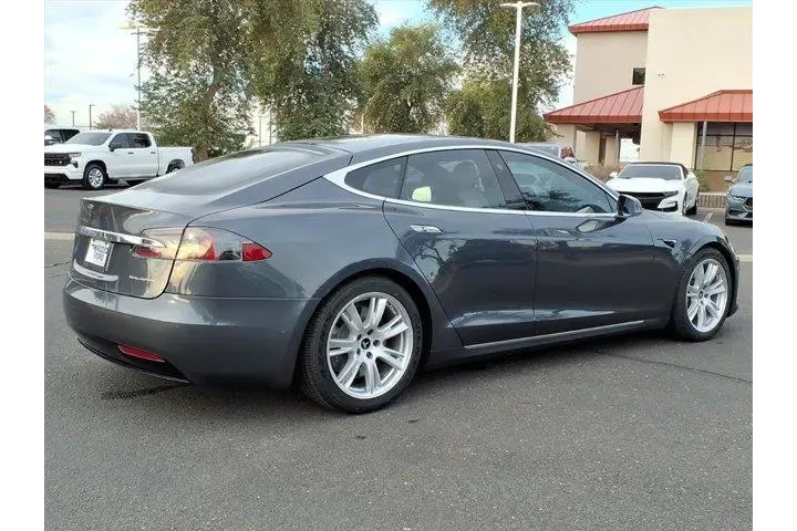 $31900 : Tesla Model S 2020 AWD Long image 5