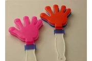 $1 : MANITAS APLAUDIDORAS DE PLASTI thumbnail