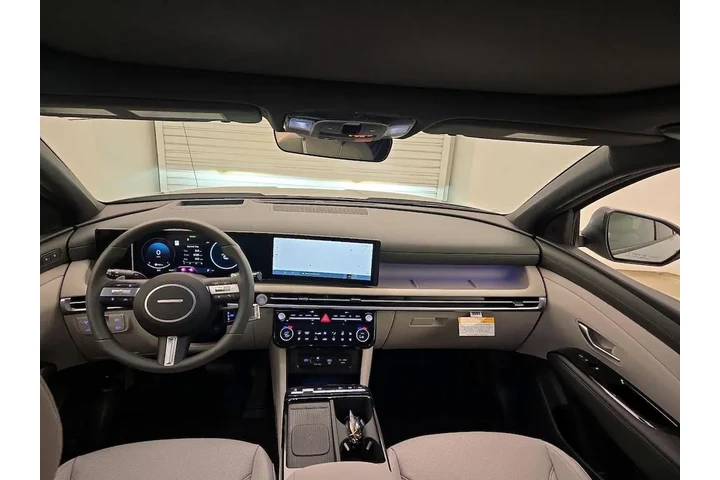 $39998 : Hyundai TUCSON Hybrid 2025 A image 9