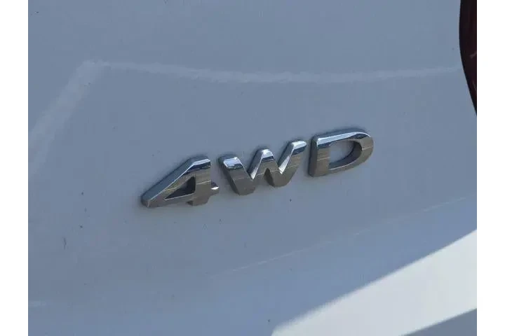 $18962 : Ford Explorer 2019 AWD XLT 4 image 5