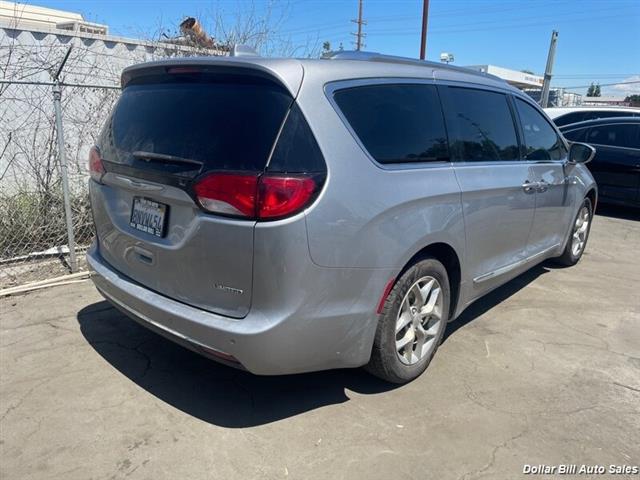 $13950 : 2018 Pacifica Limited Van image 5