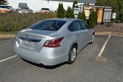 $10299 : PRE-OWNED 2015 NISSAN ALTIMA thumbnail