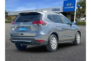 $10399 : Nissan Rogue 2019 SV 4dr Cro thumbnail