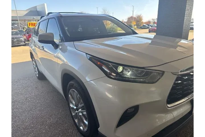 $24427 : Toyota Highlander 2020 Limit image 6