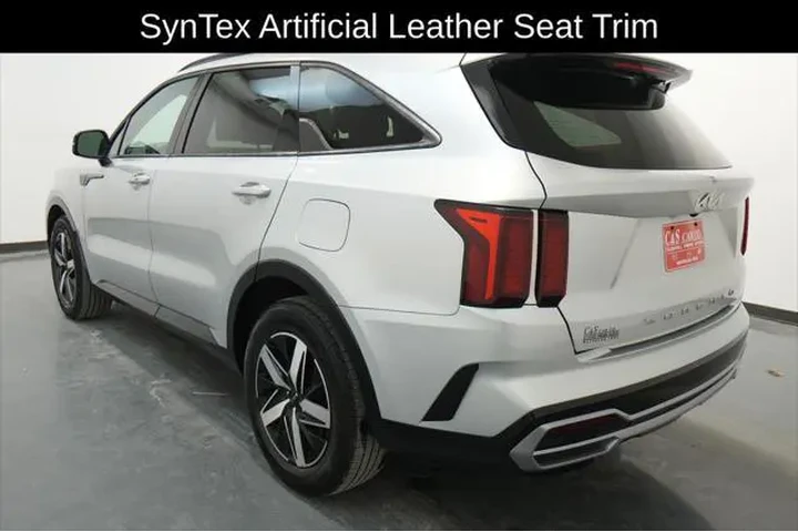 $21354 : Kia Sorento 2022 S 4dr SUV image 6