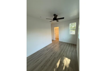 casa nueva por 25 y San Pedro en Los Angeles