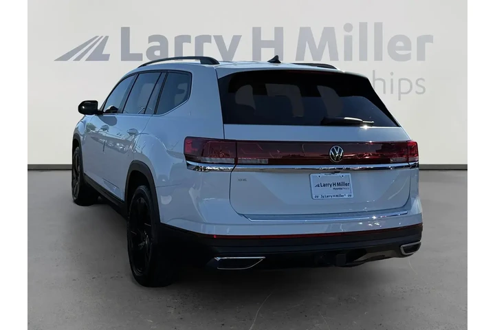 Volkswagen Atlas 2024 SE 4dr image 3