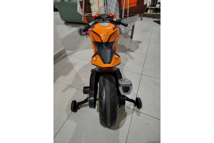 $4000 : HERMOSA MINI MOTO RECARGABLE image 7