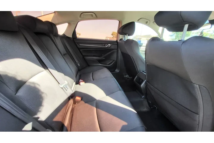 $16988 : 2018 Accord Sedan LX 1.5T image 1