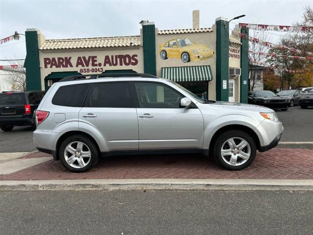 $6995 : 2010 Forester 2.5X Premium image 3