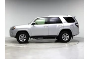 $27998 : Toyota 4Runner 2018 4x2 SR5 thumbnail