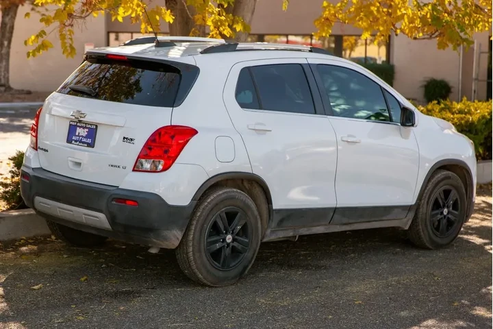 2015 Trax LT image 5