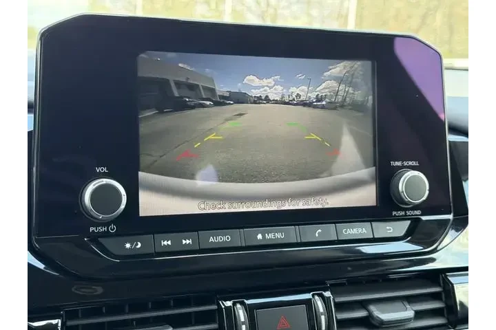 $29315 : Nissan Pathfinder 2025 AWD S image 6