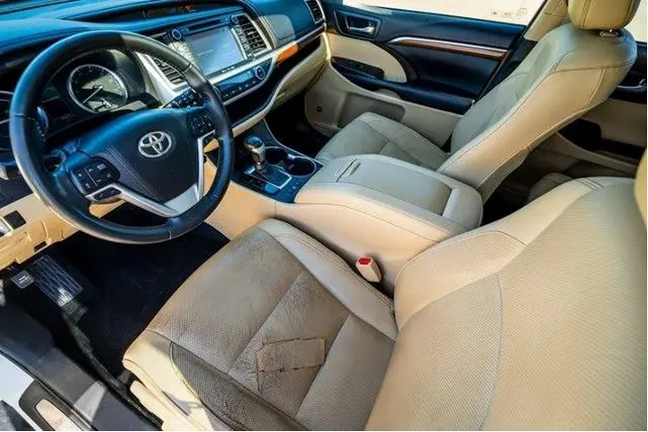 $25465 : Toyota Highlander Hybrid 201 image 7