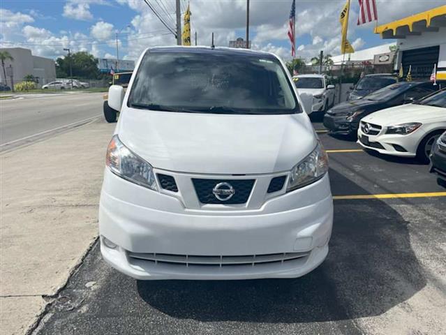 $12500 : 2017 Nissan NV image 2