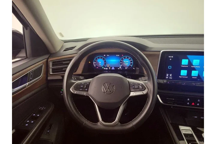 $27998 : Volkswagen Atlas 2024 SE 4dr image 10