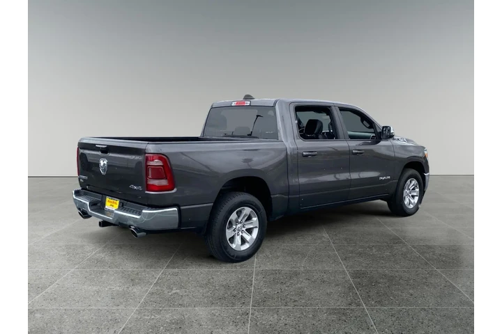 $37827 : Ram 1500 2023 4x4 Laramie 4d image 5