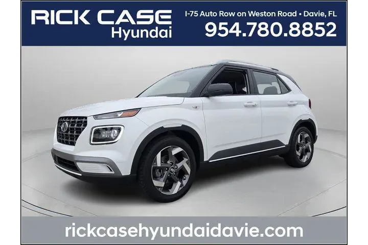 $24585 : Hyundai VENUE 2025 Limited 4 image 1