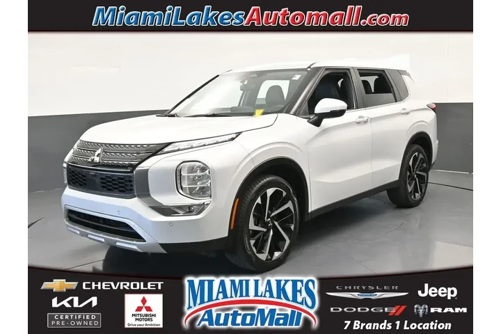 $20991 : Mitsubishi Outlander 2023 ES image 1