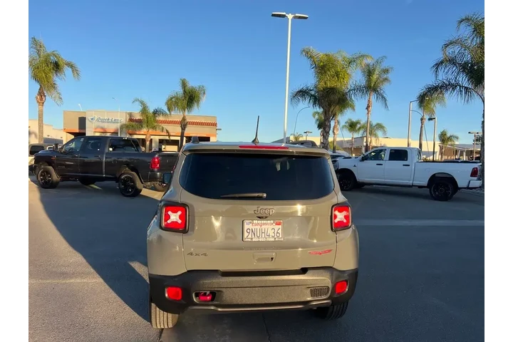 $18137 : Jeep Renegade 2020 4x4 Trail image 7