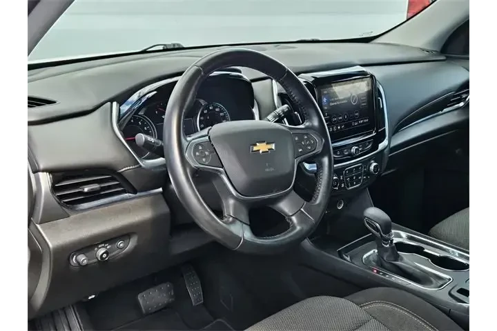 $20990 : Chevrolet Traverse 2021 LT C image 5
