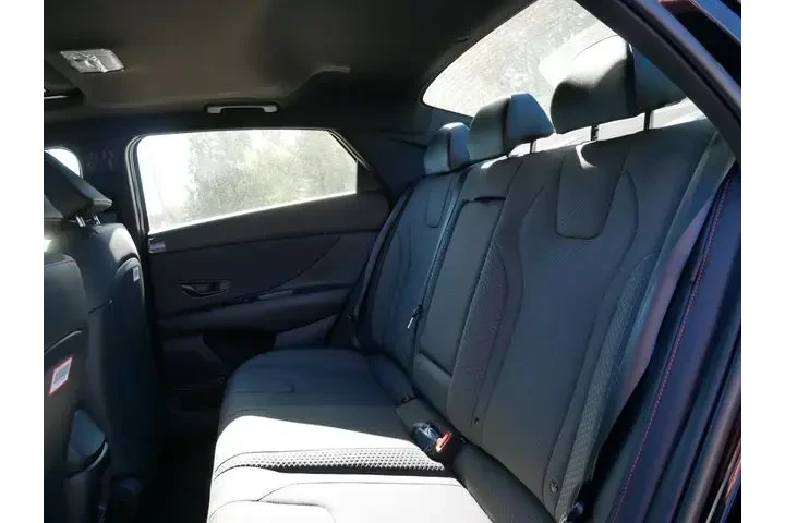 $24990 : Hyundai ELANTRA 2025 N Line image 9