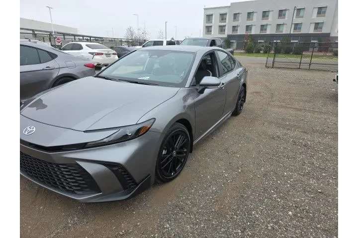 $36900 : Toyota Camry 2026 SE 4dr Sed image 2