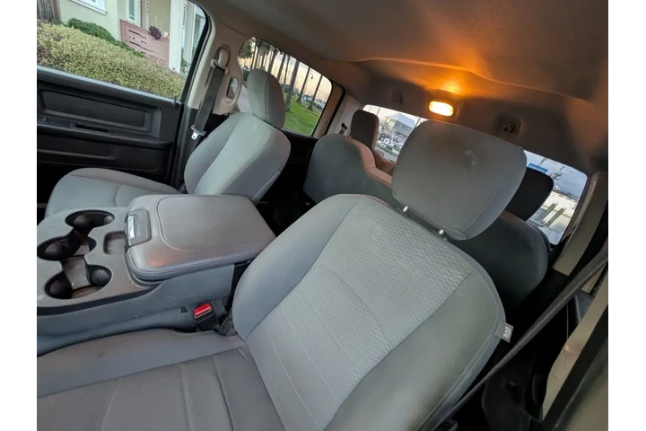 $17988 : 2017 1500 Tradesman image 10