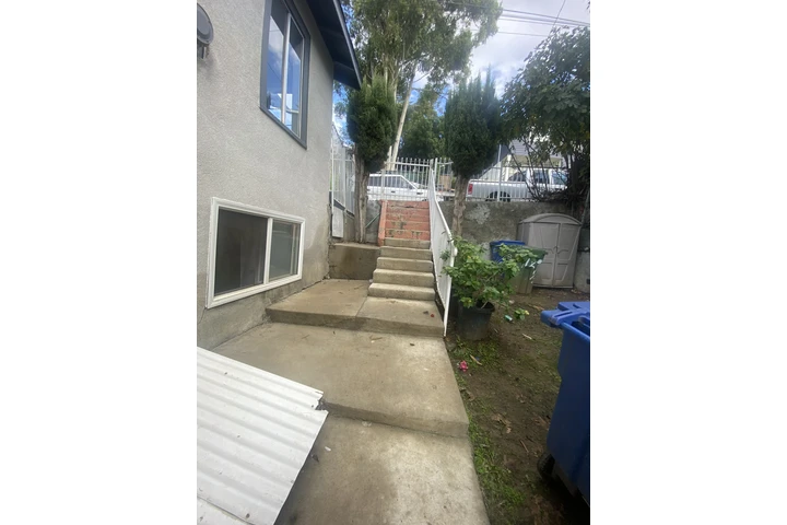 $560000 : El Sereno Casa de venta image 5