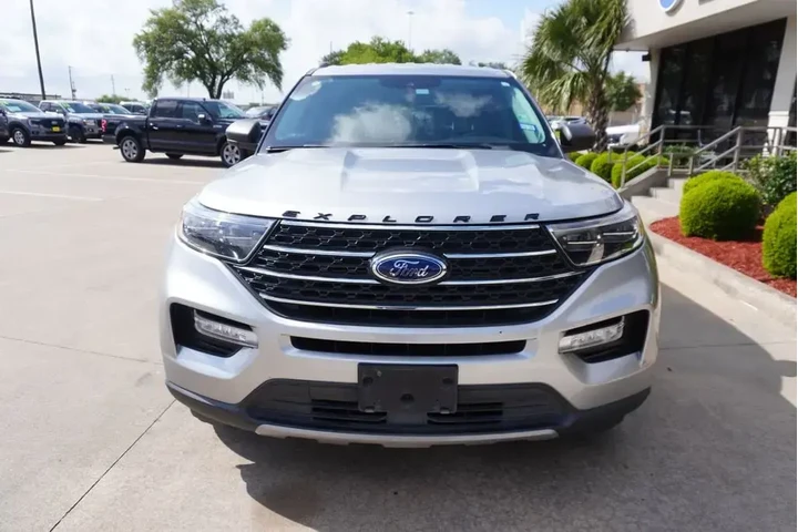 $24888 : Ford Explorer 2022 XLT 4dr S image 2