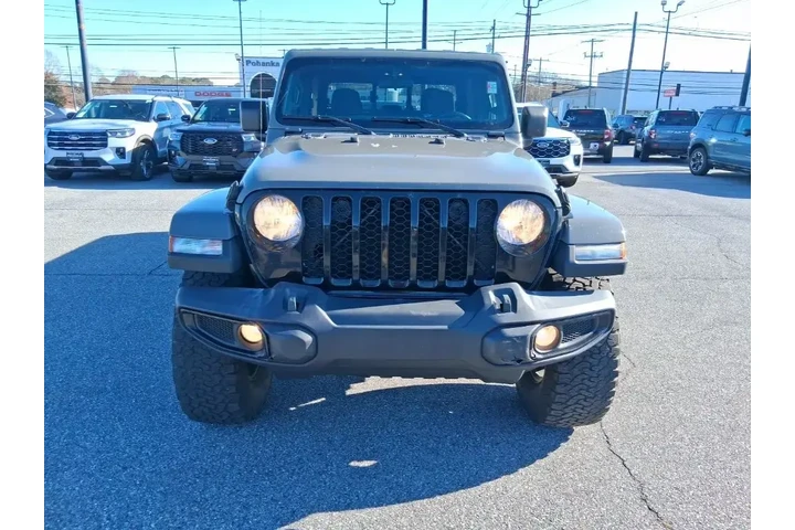 $30903 : Jeep Gladiator 2021 4x4 Will image 2