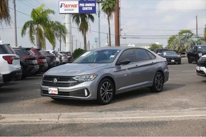 $19722 : Volkswagen Jetta 2024 Sport image 1