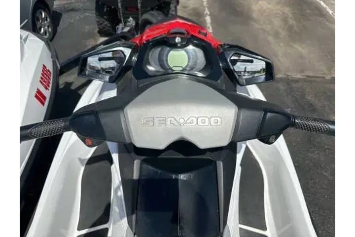 2011 Sea-Doo GTS 130 image 2