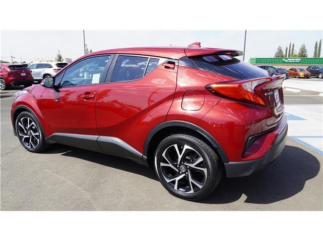 $14984 : 2018 C-HR XLE Sport Utility 4D image 9